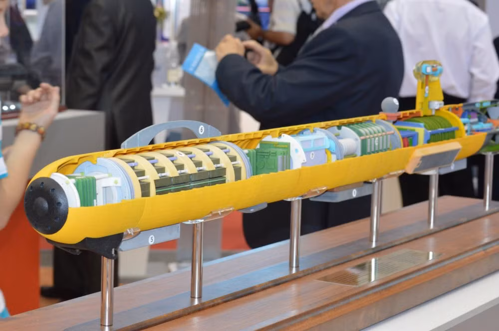 Phương tiện này được thiết kế để thực hiện thu thập và truyền thông tin, khảo sát môi trường dưới nước, tìm kiếm và cứu hộ.