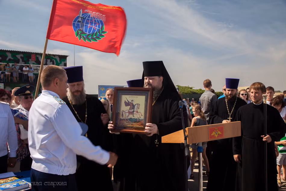 Tiến hành các nghi thức này có ý nghĩa động viên khích lệ không nhỏ đối với các phi đội bay Su-34 của Nga.