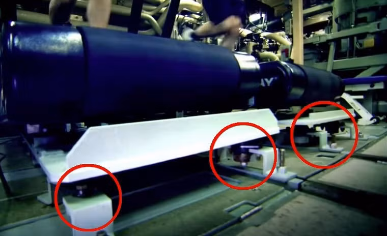 Được trang bị rất nhiều thiết bị hiện đại để rèn luyện sức khỏe.