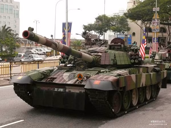 Tuong tan chay dua xe tang tai chau A – TBD-Hinh-3