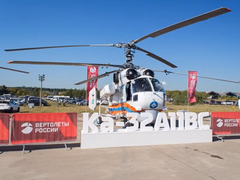 Trực thăng đa năng Ka-32A11BC thường dùng cho chữa cháy, cứu rừng.
