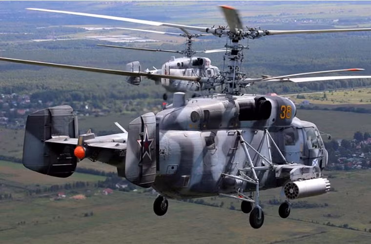 Ka-29 là biến thể trực thăng vận tải đa nhiệm được phát triển dựa trên mẫu trực thăng chống ngầm Ka-27. Ty nhiên nó lại không sở hữu khả năng săn ngầm như Ka-27, thay vào đó nó được thiết kế dành cho nhiệm vụ hổ trợ hỏa lực từ trên không và vận tải.