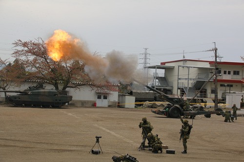 Khai hỏa hệ thống pháo tự hành FH70.