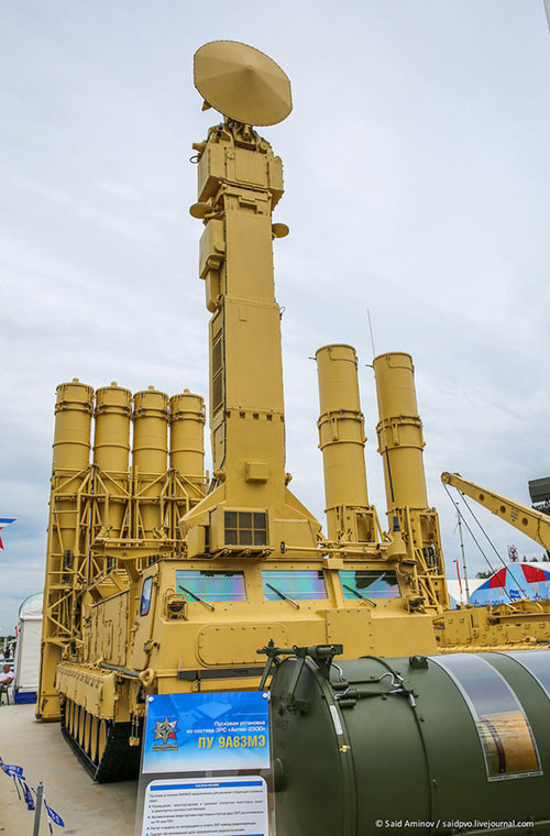 Hệ thống Antey 2500 có thể tự tác chiến trong bất kỳ khu vực có xung đột quân sự nào trên thế giới, khi cần thiết cũng có thể hiệp đồng tác chiến với quân đội và hệ thống chỉ huy vũ khí tự động hoá của quốc gia.