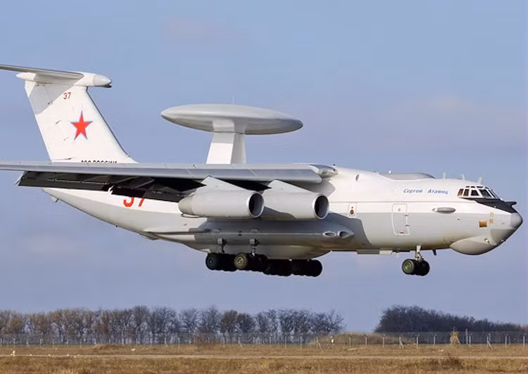 Beriev A-50 AEW&amp;C được ví chẳng khác gì "trạm radar đang bay", thậm chí hoạt động hiệu quả hơn nhiều so với Tu-126. Máy bay có thể phát hiện theo dõi các chuyển động của quân đội dưới đất, các máy bay và các tên lửa hành trình đang bay ở độ cao thấp trong phạm vi 100 km.