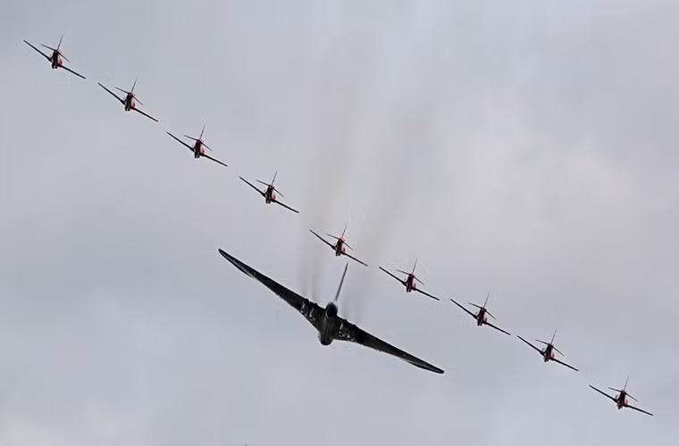 Avro Vulcan chính thức ngưng hoạt động trong lực lượng Không quân Hoàng gia Anh từ năm 1984. Tuy nhiên, chiếc Vulcan XH558 đã được khôi phục bay trở lại vào năm 2007 nhờ nguồn vốn tư nhân.