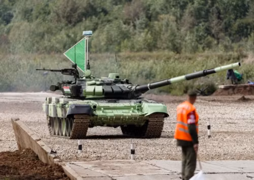 Vòng đầu tiên cuộc đua tăng sẽ gồm ba phần thi đến từ các nước: Nga, Serbia, Tajikistan, Nicaragua, Venezuela, Mông Cổ và Angola.