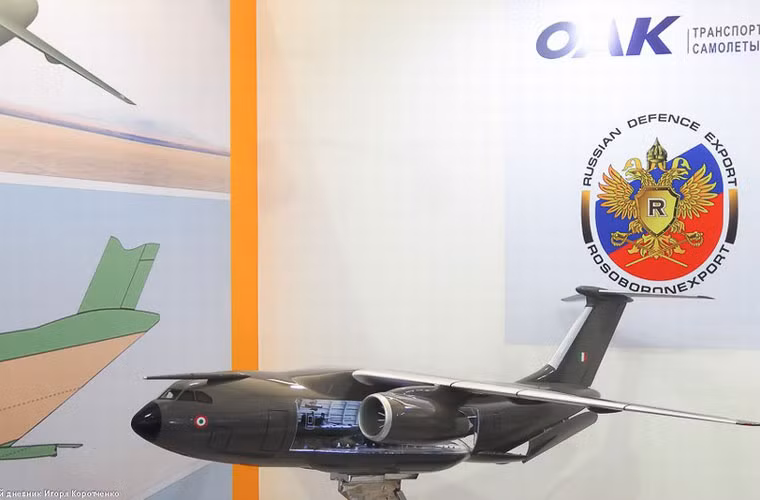 Tại triển lãm hàng không Ấn Độ diễn ra từ ngày 18-22/2 tại thành phố Bangalore, doanh nghiệp quốc phòng nước chủ nhà lần đầu tiên công bố mô hình bên trong máy bay vận tải chiến thuật tương lai MTA do Nga và Ấn Độ hợp tác.