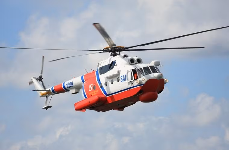 Vai trò nhiều nhất hiện tại của Mi-14 là trong hoạt động cứu hộ và tìm kiếm cứu nạn trên biển. Trong ảnh là một chiếc Mi-14 đã được nâng cấp của Ba Lan dành cho hoạt động tìm kiếm cứu nạn trên biển.