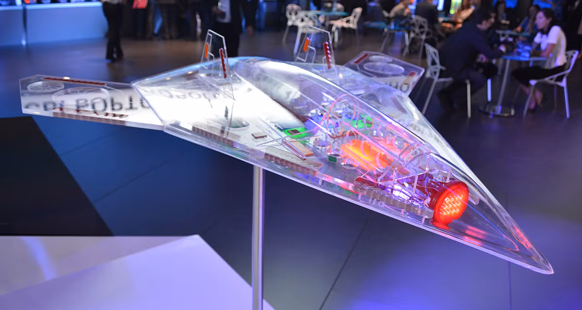 Tiet lo tinh nang ban dau UAV Nga co the diet F-22