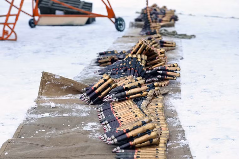 Pháo nòng đôi lắp đặt trên vận tải cơ này có khả năng bắn với tốc độ 3.000-3.400 viên/phút.