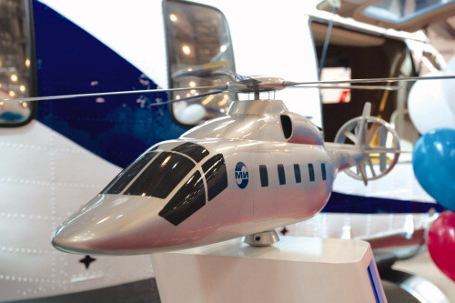 Truc thang sieu toc cua Nga bay nhanh co nao?