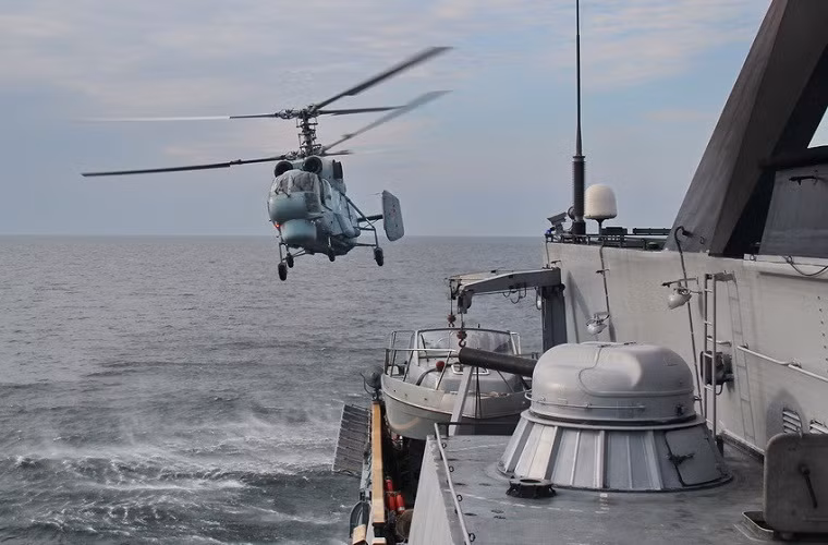 Hầu hết các phi đội trực thăng chống ngầm hiện tại cua Hải quân Nga đều được trang bị các biến thể khác nhau của Ka-27 và dòng trực thăng này vẫn sẽ tiếp tục trong lực lượng Hải quân Nga thêm ít nhất là 10 năm nữa.