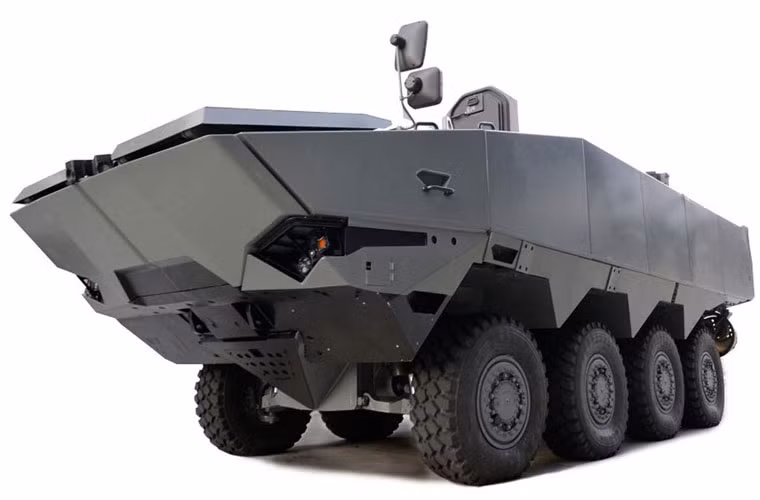 Toàn bộ tải trọng chiến đấu của xe bọc thép TERREX là 24 tấn, sản phẩm do STK và công ty công nghệ Timoney của Ireland hợp tác nghiên cứu chế tạo. Năm 2008 Singapore bắt đầu trang bị hàng loạt cho lực lượng vũ trang nước này, hiện đã trang bị 135 xe.