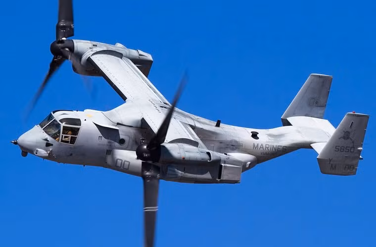 MV-22 đạt tầm bay xa tới 1.627km, trần bay 7.620m.