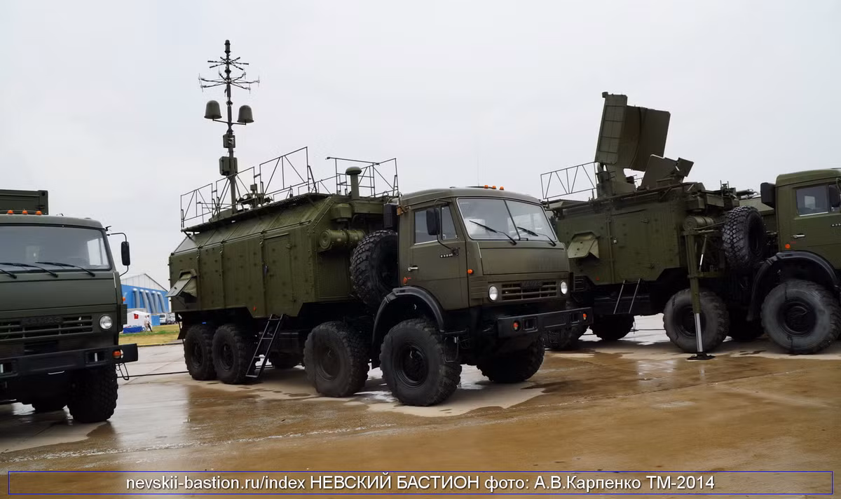 Nga bien che to hop tac chien dien tu Moskva-1