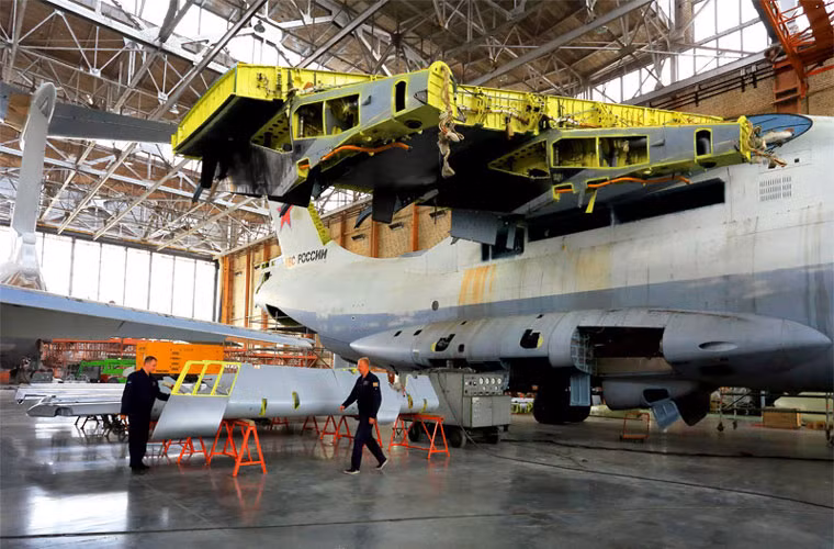 Hiện đây là nơi sửa chữa, hiện đại hóa phi đội máy bay ném bom tầm xa Tu-22M3, Tu-95MS; máy bay vận tải Il-76 và máy bay tiếp dầu Il-78M.