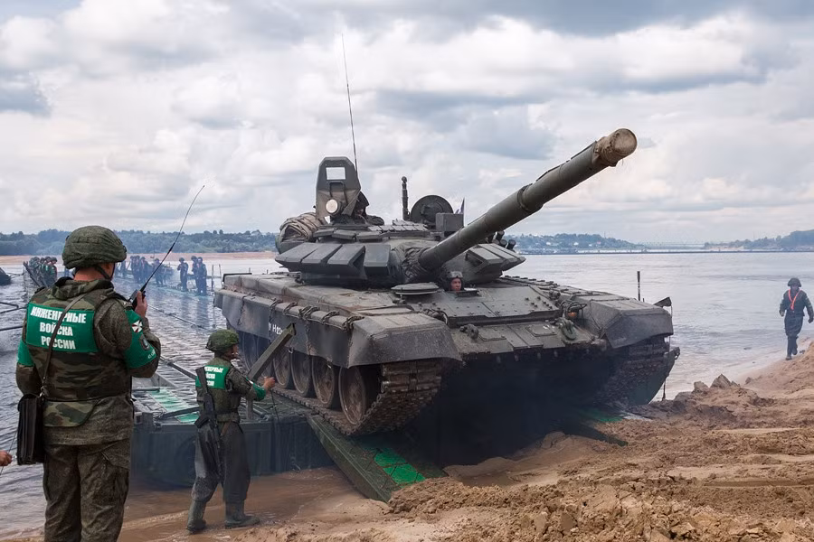 Những hoạt động đó sẽ góp phần quan trọng cho đội quân chủ lực tiến sâu vào vùng chiến sự một cách nhanh chóng và an toàn.