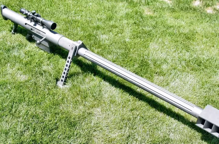 Còn đây là thiết kế súng trường bắn tỉa hạng nặng cỡ 20mm do công ty công nghệ súng Anzio của Mỹ chế tạo, có thể sử dụng cỡ nòng bắn tỉa 14.5mm và 20mm, bắn đạn xuyên giáp đặc biệt và đạn bắn tỉa cỡ lớn khác, dùng để chống xe thiết giáp hạng nhẹ và thiết bị mặt đất khác của đối phương.