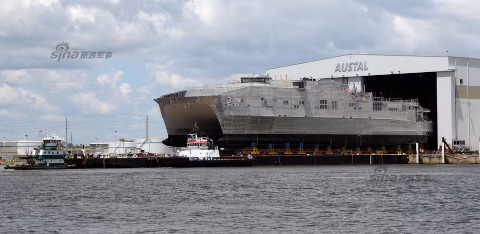 Sau đó chiếc tàu đổ bộ thứ ba này đã tham gia cuộc tập trận Vành đai Thái Bình Dương năm 2014.