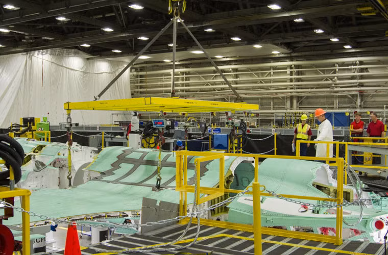 Theo kế hoạch, số F-35 này sẽ hoàn thành việc lắp ráp và bàn giao vào mùa thu năm 2015. Một phần ba trong số 47 chiếc F-35 cung cấp cho Na Uy cũng đang trong giai đoạn đầu của quá trình sản xuất và sẽ lăn ra khỏi nhà máy trong năm tới.