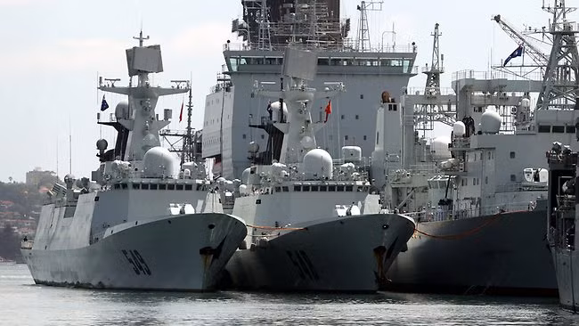 Trung Quoc bat giu 2 gian diep do tham cang Dai Lien-Hinh-2