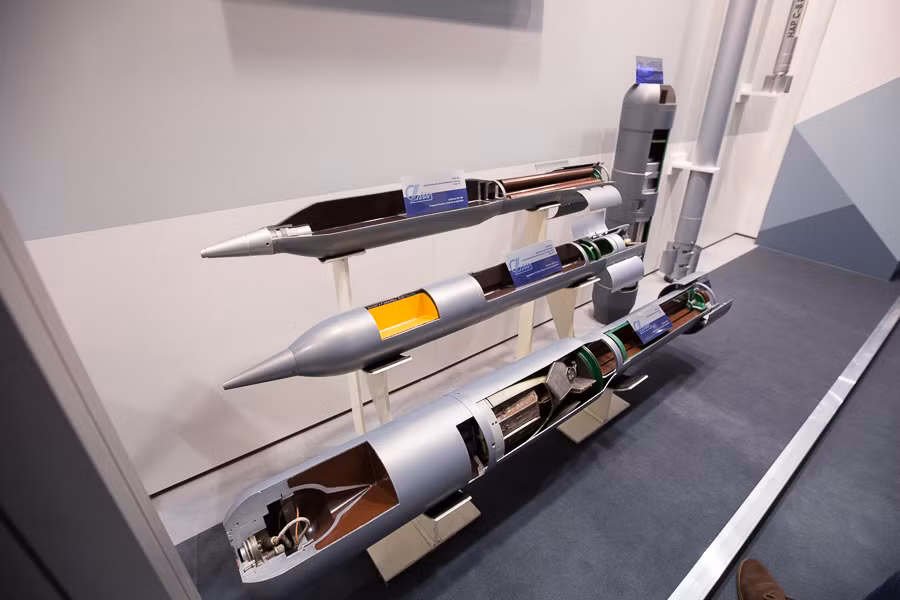 Các mẫu tên lửa.