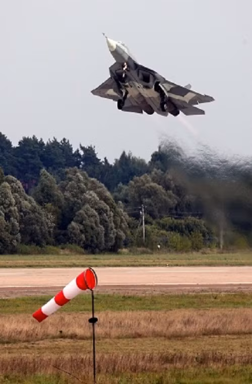 Sukhoi T-50 còn được biết tới với một cái tên khác PAK FA.