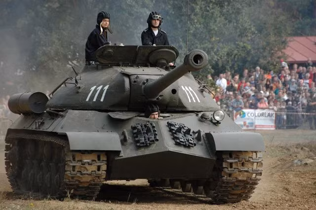 Xe tang hang nang IS-4: 