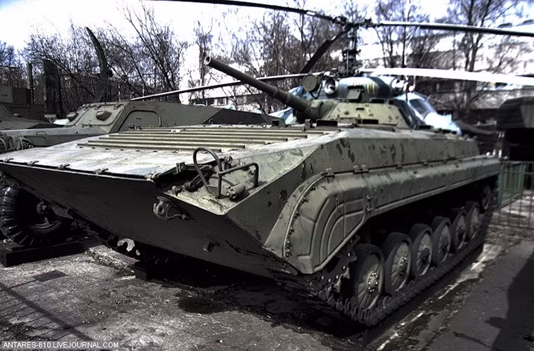 Trong ảnh là xe chiến đấu bộ binh BMP-1.