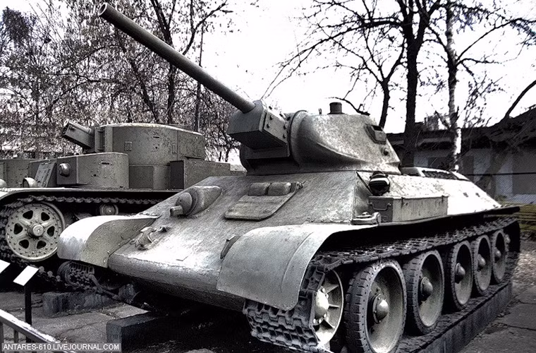 Một chiếc xe tăng T-34 model 1941.