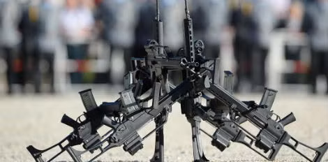 Diem yeu chet nguoi tren sung truong HK G36 Duc-Hinh-5