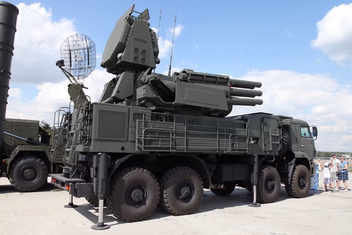 Nga moi moc UAE nang cap to hop phong khong Pantsir-S1