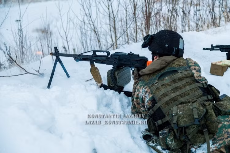 Điều đặc biệt ở chỗ, SOBR không sử dụng các loại vũ khí hạng nặng.