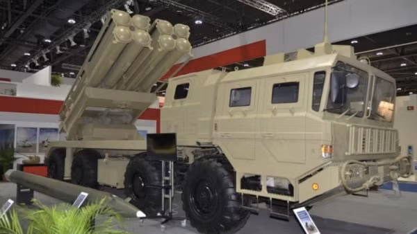 Trung Quoc chao ban phao phan luc 