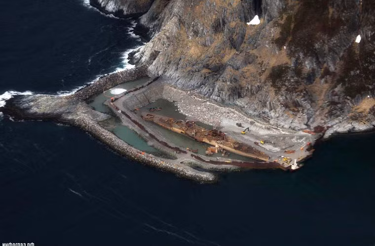 Phải tới tận năm 2009-2010, nhà thầu phá dỡ lớn nhất vùng Scandinavia - AF Decom đã được thuê để phá dỡ Murmask.