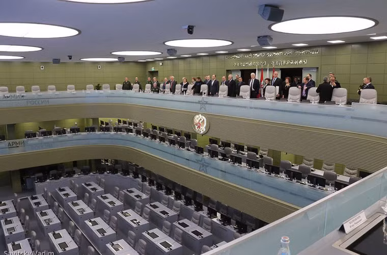 Trung tâm quản lý quốc phòng quốc gia Nga chính thức được đưa vào trực chiến đầu từ ngày 1/12/2014, từ năm 2015 sẽ hoạt động đầy đủ.