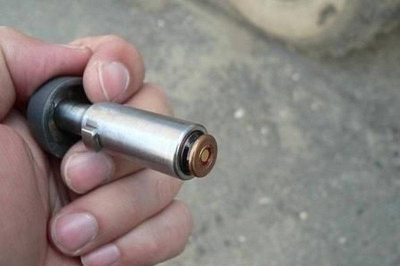 Nó có thể tấn công mục tiêu từ khoảng cách 25 mét.