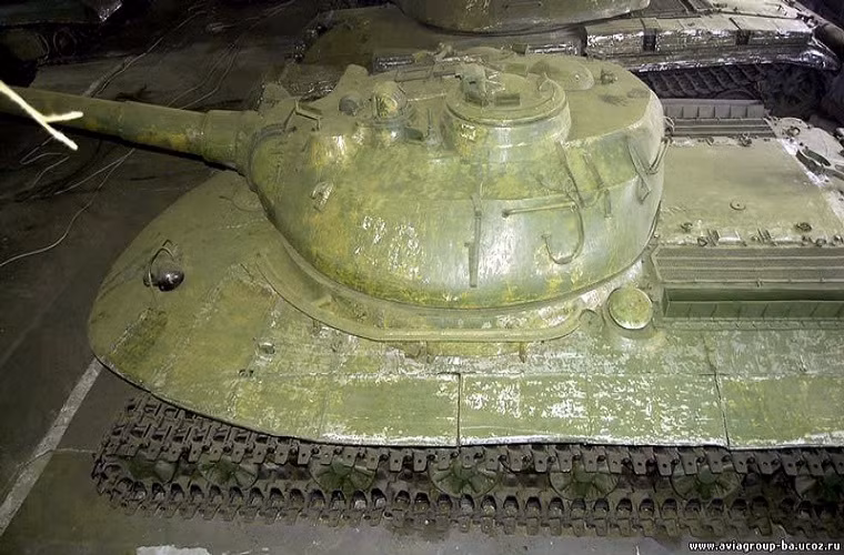 Cận cảnh tháp pháo của Object 279 khi nhìn từ trên xuống.