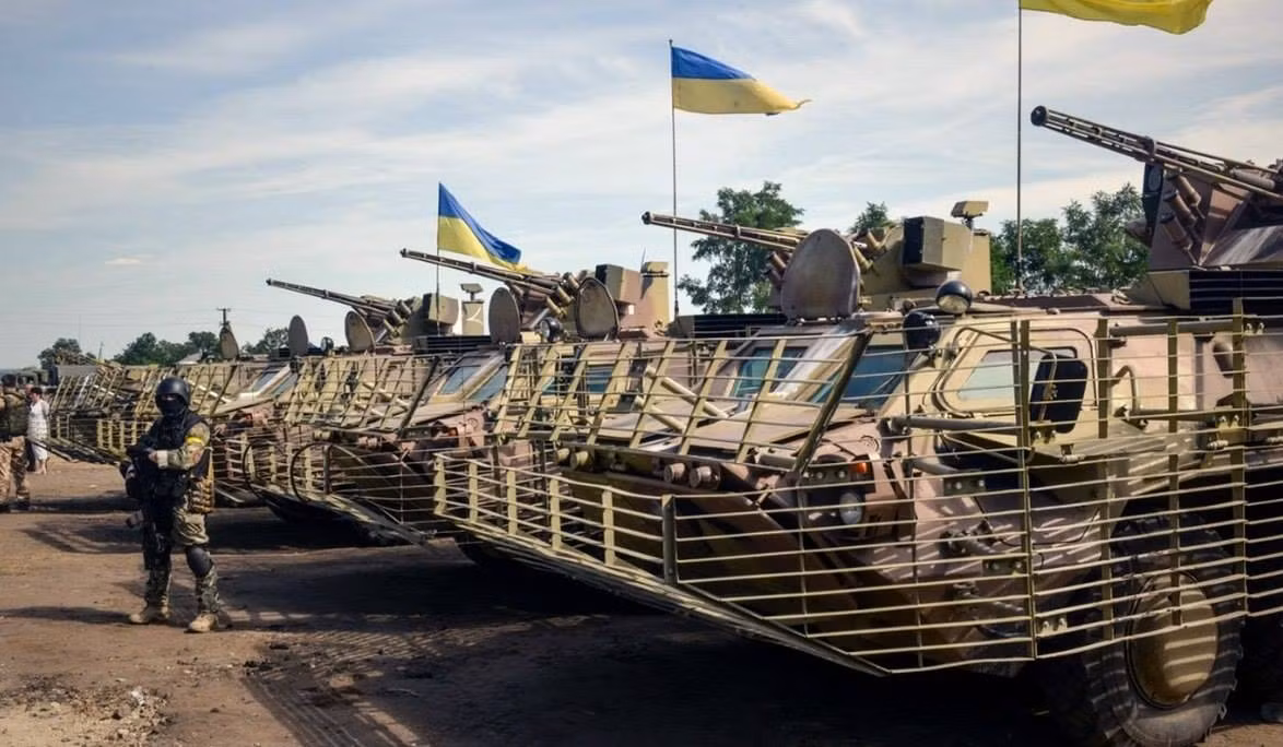 Ukraine san xuat them xe tang T-84 lam gi?-Hinh-2