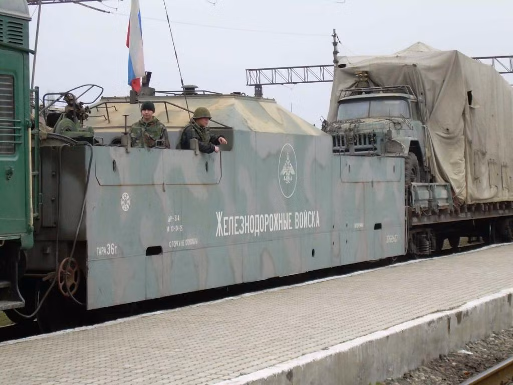 He lo vu khi thoi CTTG 1 trong Quan doi Nga-Hinh-3