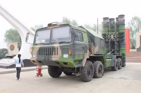 Ten lua HQ-9 Trung Quoc co the doi pho Su-30MKI?-Hinh-2