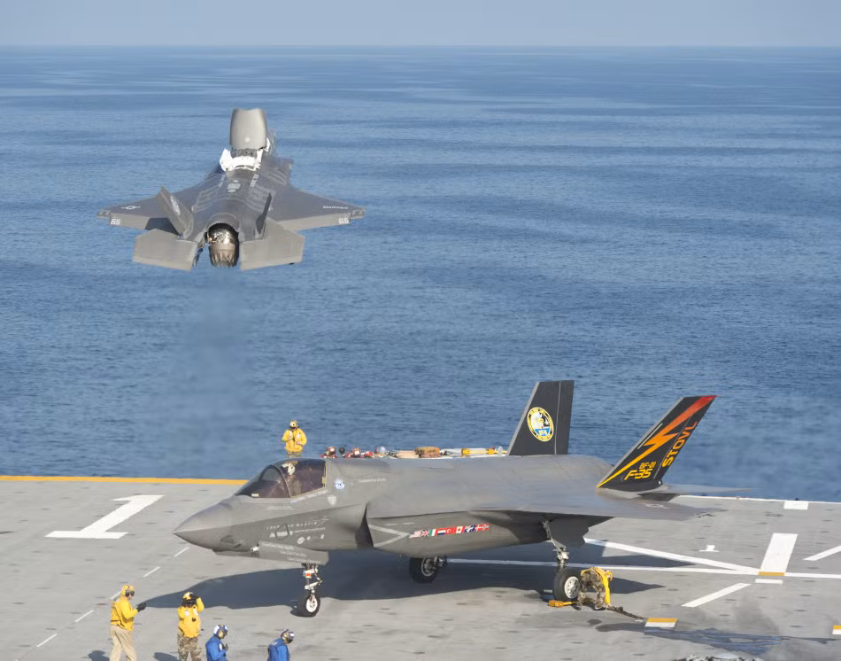 Không chỉ có Gilmore phê phán báo cáo kết quả trong chương trình F-35B. Jackie Speier, thành viên Ủy ban Quân lực thuộc Quốc Hội Mỹ, cho biết báo cáo trước đây về khả năng sẵn sàng chiến đấu của F-35B đã bỏ qua nhiều vấn đề.