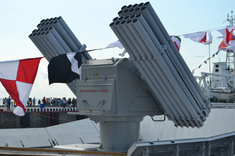 Nga muon thay the phao phan luc Grad-M tren tau chien-Hinh-2