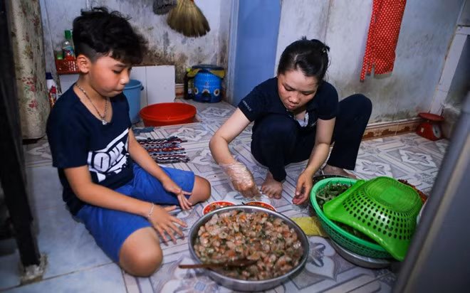 Canh thue tro kham kho cua thi sinh The Voice Kids