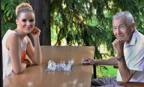 Ông nội suy kiệt, cháu gái bận không chăm và bài học có "1-0-2" - Hình 3 Ong noi suy kiet, chau gai ban khong cham va bai hoc co