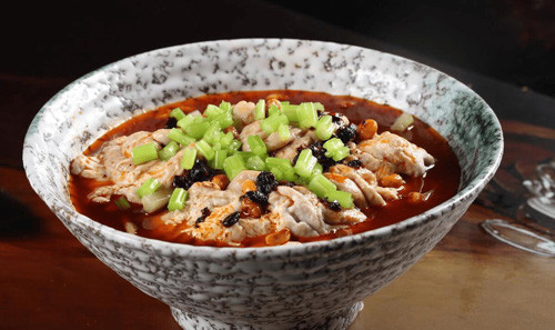 1. Não động vật. Quan niệm “ăn gì bổ nấy” khiến nhiều người có xu hướng dùng não động vật để tẩm bổ. Vậy nhưng, loại thực phẩm này rất giàu cholesterol, nên cân nhắc lượng ăn phù hợp.