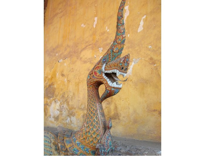 Trong số này có người cho rằng, những quả cầu lửa bí ẩn trên có liên quan đến rắn thần Naga trong truyền thuyết của người dân địa phương.