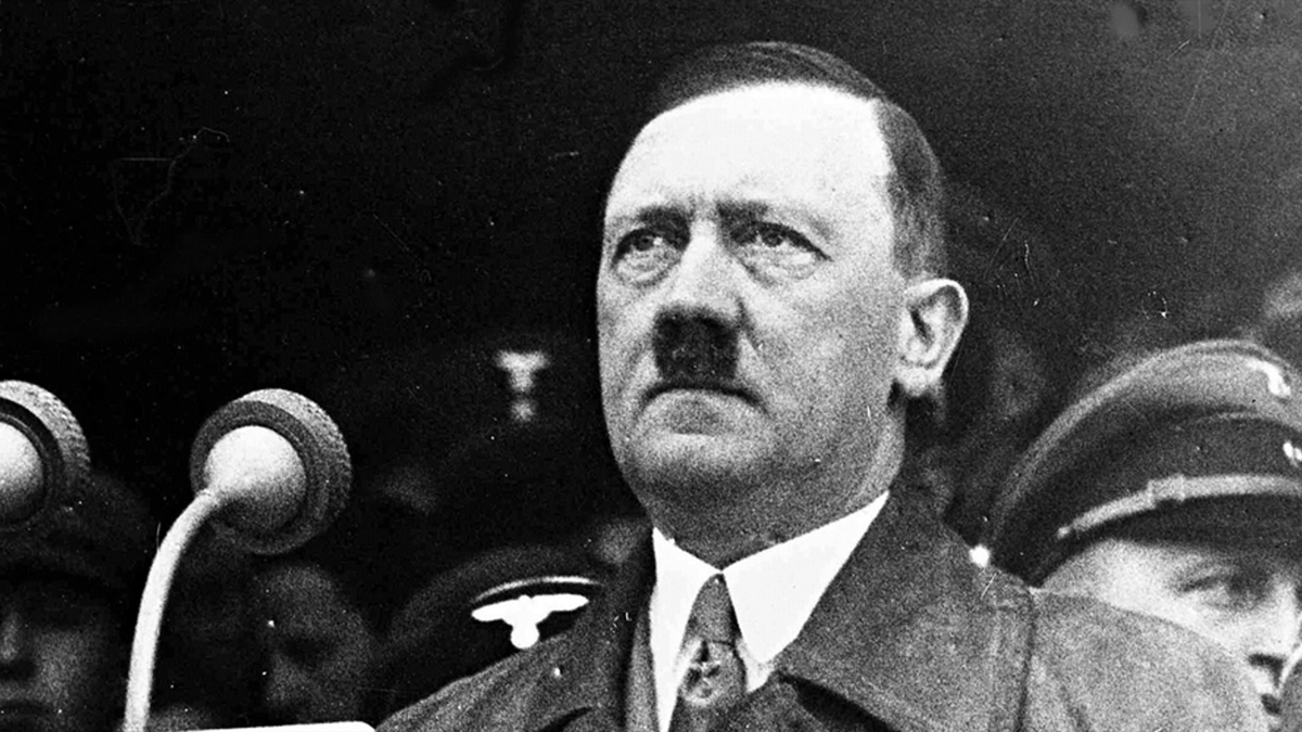 Một số tài liệu mật của Cơ quan Tình báo MI5 hé lộ trùm phát xít Hitler và chính quyền phát xít Đức lên kế hoạch điên rồ nhằm "thu phục" nước Anh.