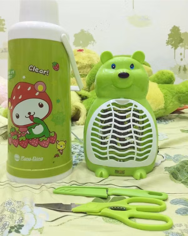 Nu sinh Y Duoc cuong mau xanh la - tu ban hoc cho den bang do cai dau…-Hinh-8